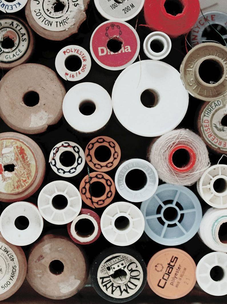 El costurero eficiente: La caja de herramientas para renovar tus prendas